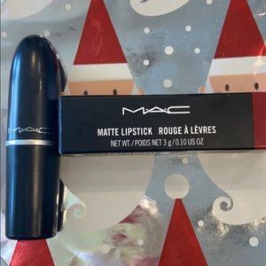 MAC beautiful lipstick #602 Chili!